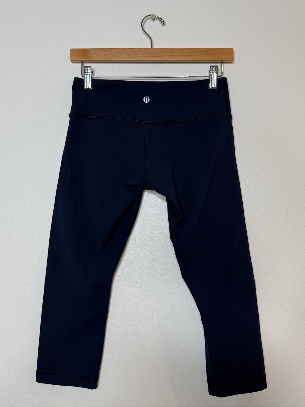 Vintage Retro Sporty Lululemon Cropped Capri low rise Legging size 6 true navy